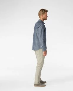 Wholesale 👏 Stio Men's Ashton Chambray 👚 Shirt - Past Season 🛒 -Stio Sales Shop M Ashton Chambray Shirt Dark Chambray 5 25b7516a aae9 4d12 af6b 52b8a2036f2f