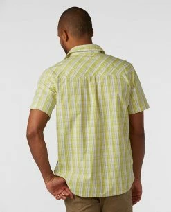 New 🛒 Stio Men's Curtis Camp 👕 Shirt SS 🤩 -Stio Sales Shop M Curtis Camp Shirt SS Forage Green Plaid 2