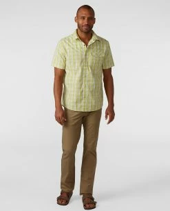 New 🛒 Stio Men's Curtis Camp 👕 Shirt SS 🤩 -Stio Sales Shop M Curtis Camp Shirt SS Forage Green Plaid 3