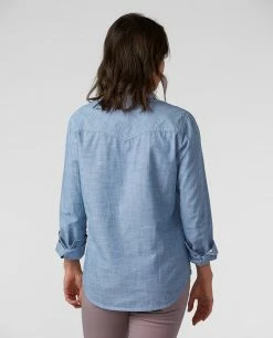 Best Pirce 👏 Stio Women's Ashton Chambray 👕 Shirt - Past Season 👏 -Stio Sales Shop W Ashton Chambray Shirt Light Chambray 2 83f7ce36 64e4 4920 b29c 2b4bce140459