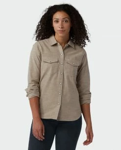 Hot Sale 👏 Stio Women's Ashton Chambray 👕 Shirt 😉 -Stio Sales Shop W Ashton Chambray Shirt Rodeo Dust Chambray 1