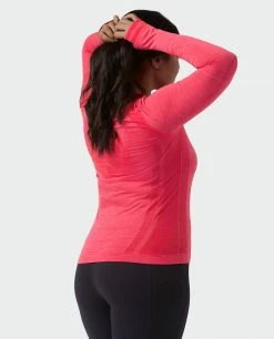 Outlet ✨ Stio Women's Basis® Seamless Tech Crew 🧨 -Stio Sales Shop W Full Range Tech Crew Pink Elation Alt 3