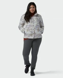 Coupon 🥰 Stio Women's Skycrest Insulated Snap 👚 Shirt 🥰 -Stio Sales Shop W Skycrest Snap Shirt Powder Fox Camo Alt 4